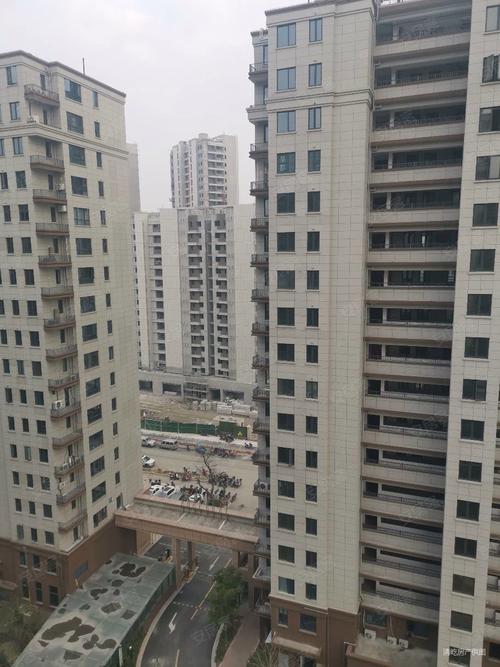 姜山买哪个楼盘最好