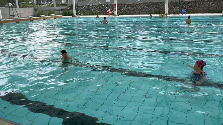 淄川颐泽花园游泳馆