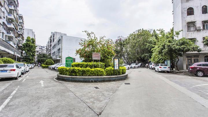 陆丰甲子龙富花园