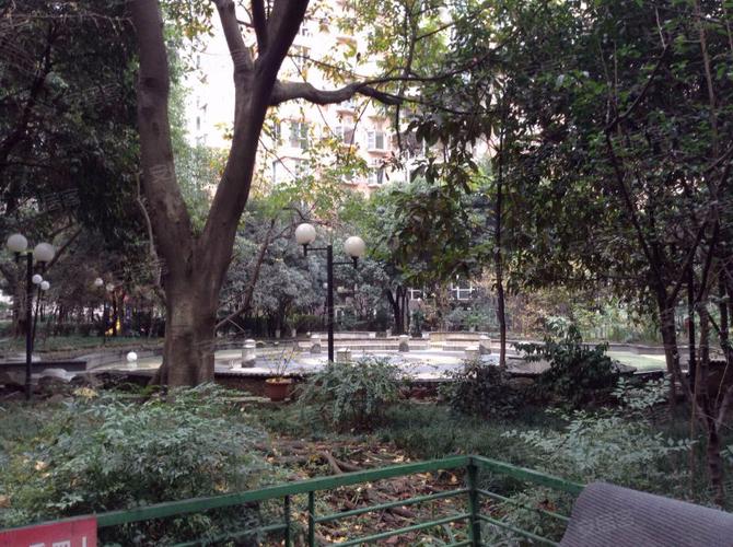 成都小南街冠城花园