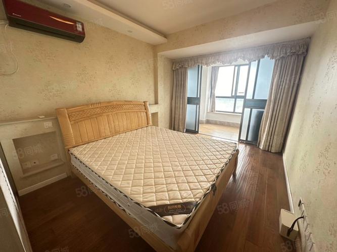 太阳星辰花园泊朗峰