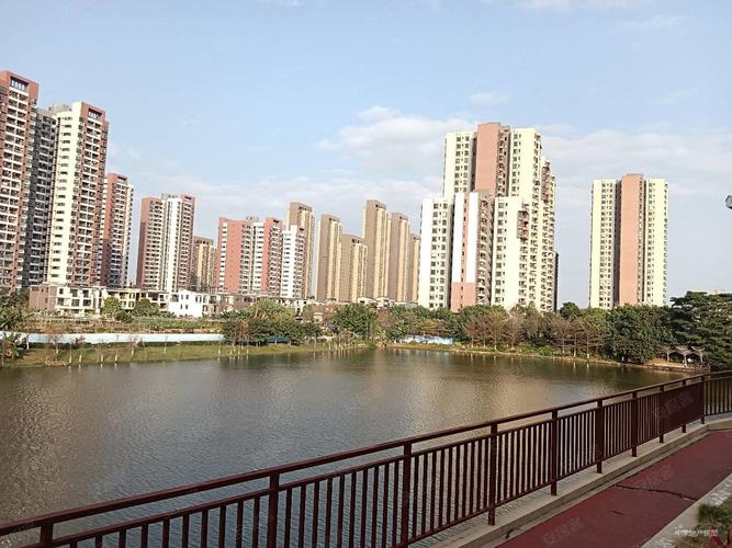 寮步万科湖畔花园