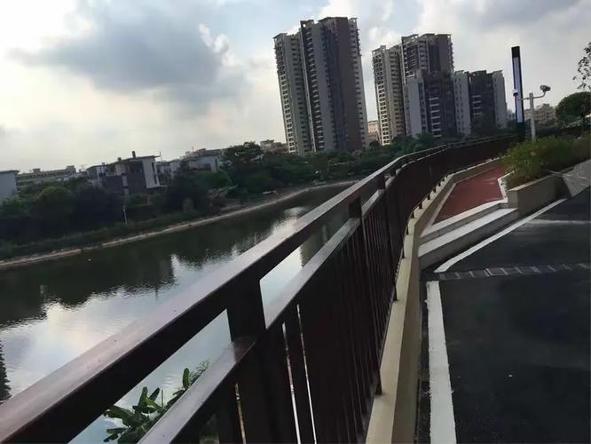 寮步万科湖畔花园