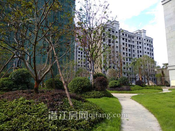 潜江都市华府楼盘