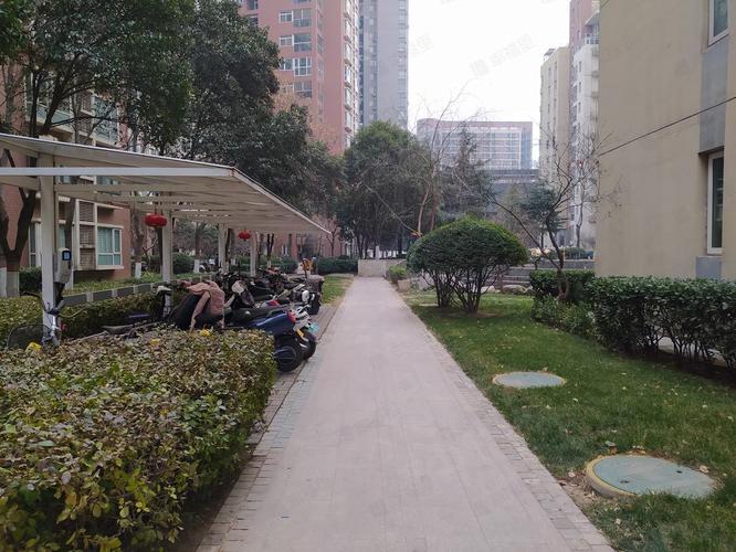 鑫苑中央花园物业电话