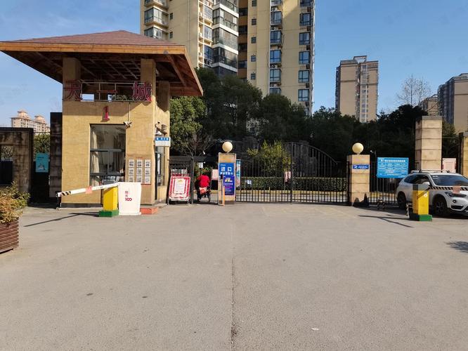 无锡阳光100楼盘