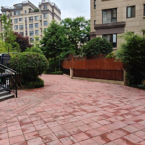 中铁逸都国际花园洋房