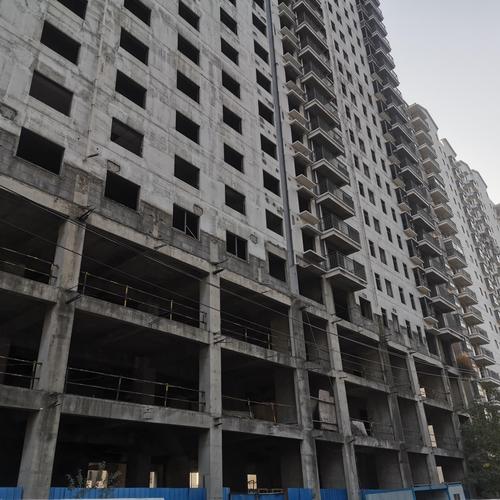 银河世纪楼盘烂尾楼