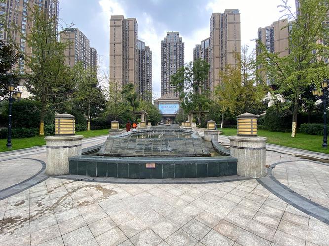 成都龙樾湾楼盘详情