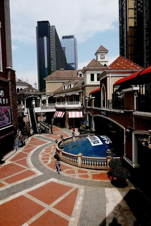 武汉光谷步行街房价