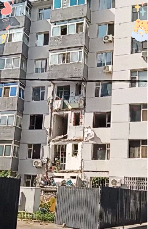 丽冠雅居楼盘倒塌