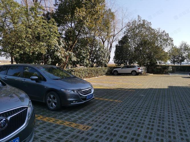 苏州高尔夫花园物业电话