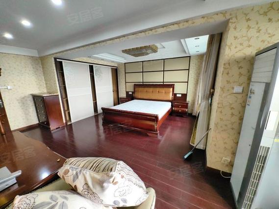 盛泽东方花园房价