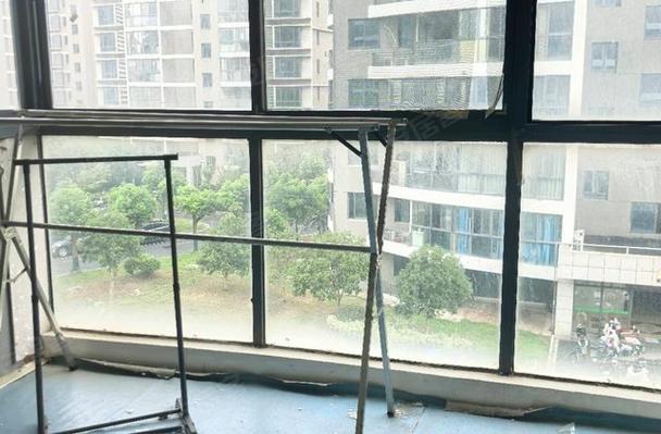 句容世茂花园房价