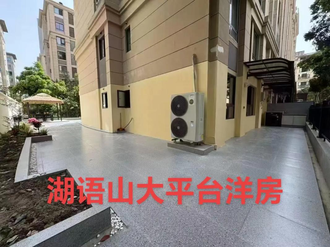 大连大湖山语楼盘