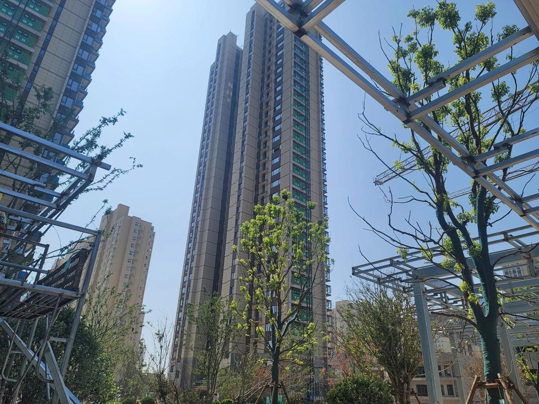 建工凤凰城楼盘最新