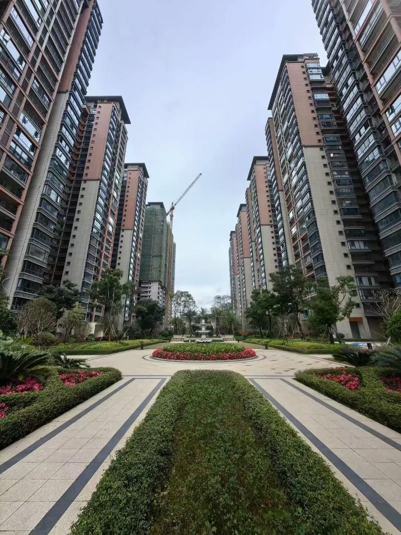 建工凤凰城楼盘最新