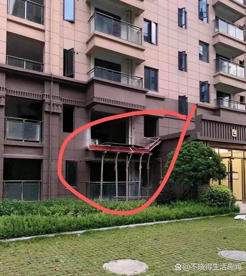 来宾最危险的楼盘