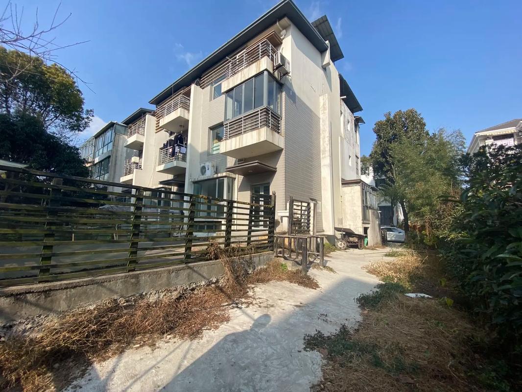 松江联排别墅楼盘