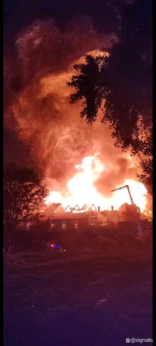 深圳创业花园火灾