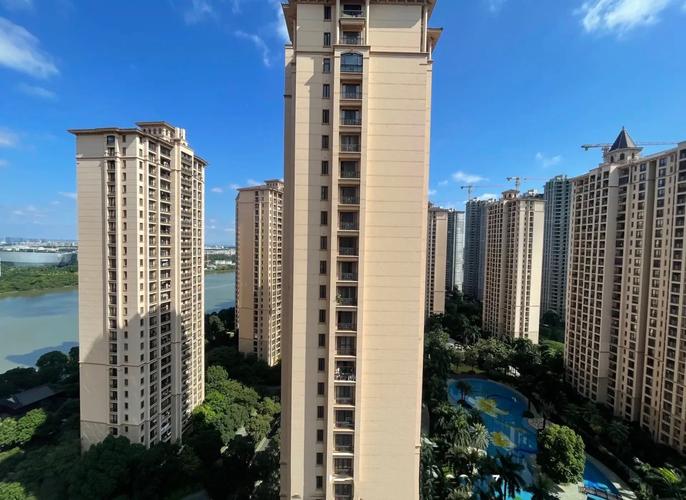 番禺亚运城楼盘