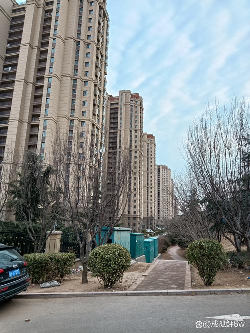 青岛松岭路楼盘