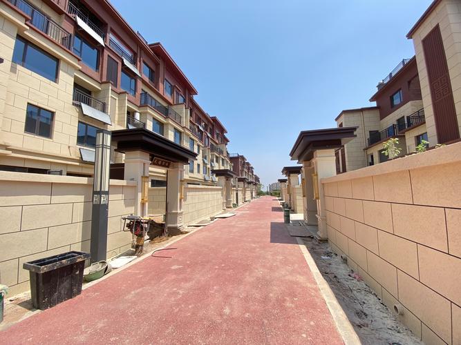 太原带院子的楼盘