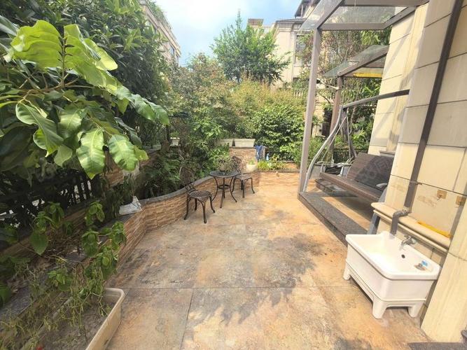 爱丽舍花园别墅