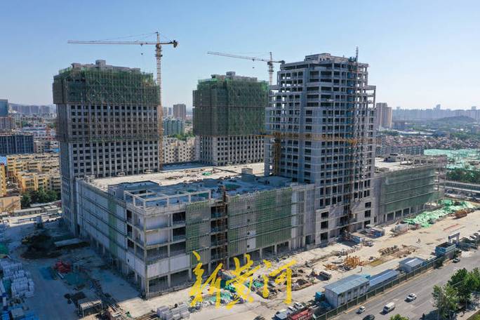 济南金牛建材对面楼盘