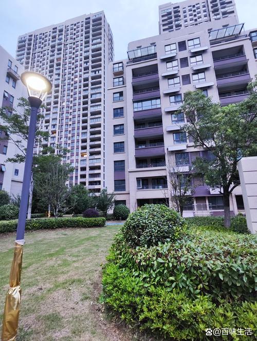 句容香江丽景房价