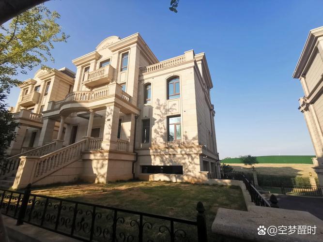 汤逊湖附近楼盘