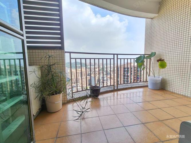 霞晖花园二手房