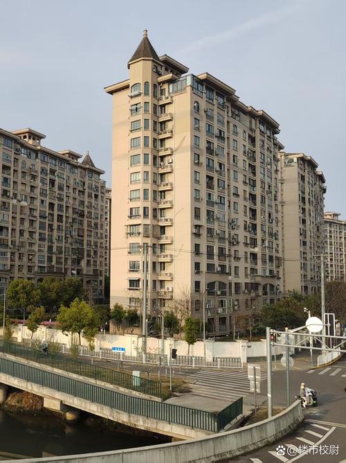 海申花园为什么便宜