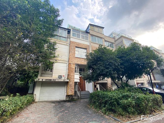 金棕榈花园房价