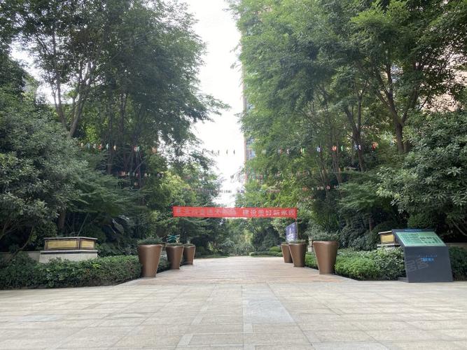 成都南湖春天楼盘