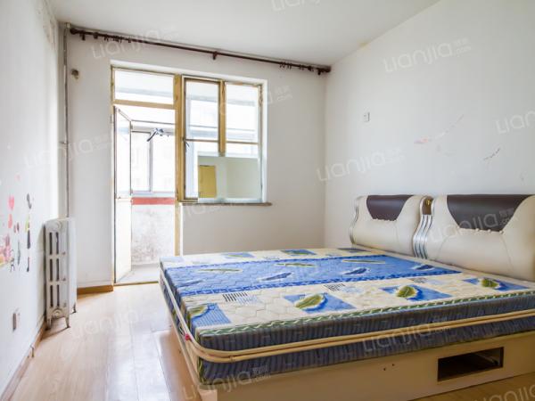 名佳花园二手房价