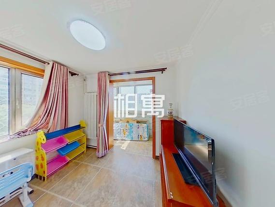 新华街三里房价