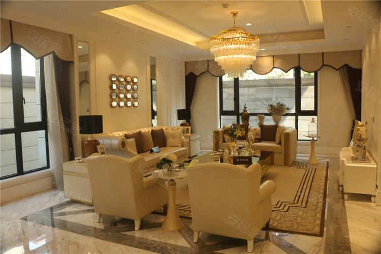 春城十八里房价