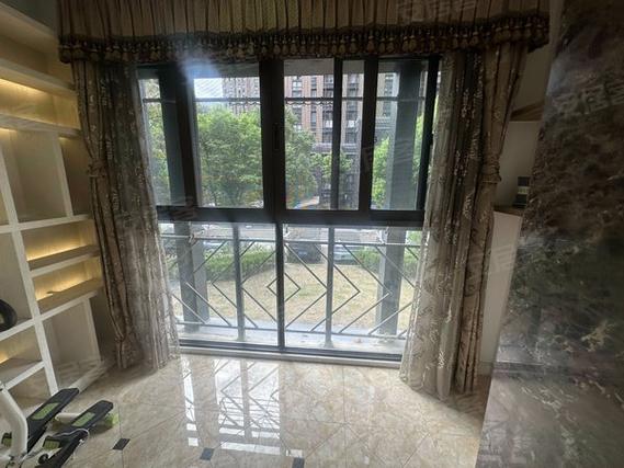 西郊半岛名苑房价