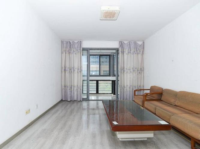 合肥天鹅湖畔房价