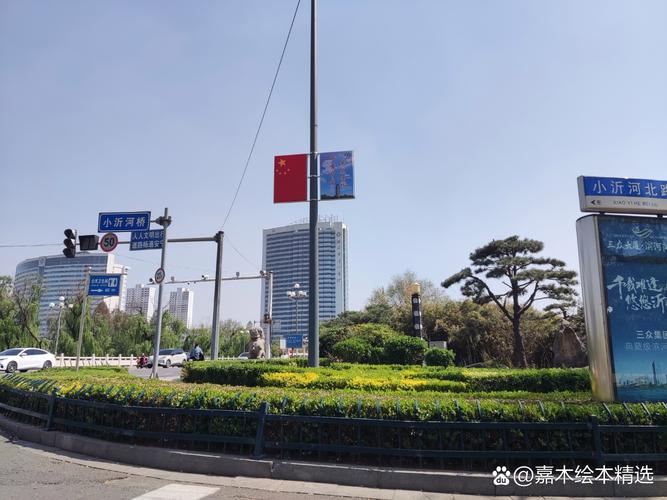 花园路与纬五路交叉口