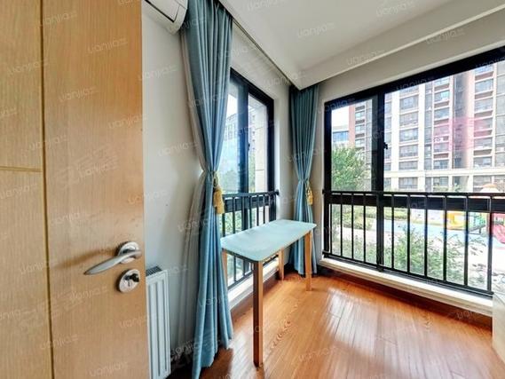 禄口蓝天星港花园