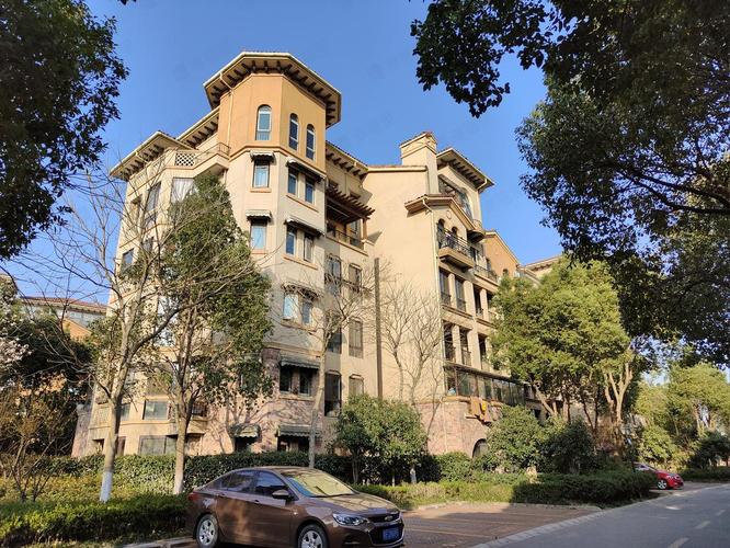 桂林普罗旺斯楼盘