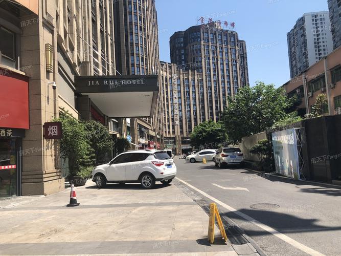 重庆金茂珑悦楼盘