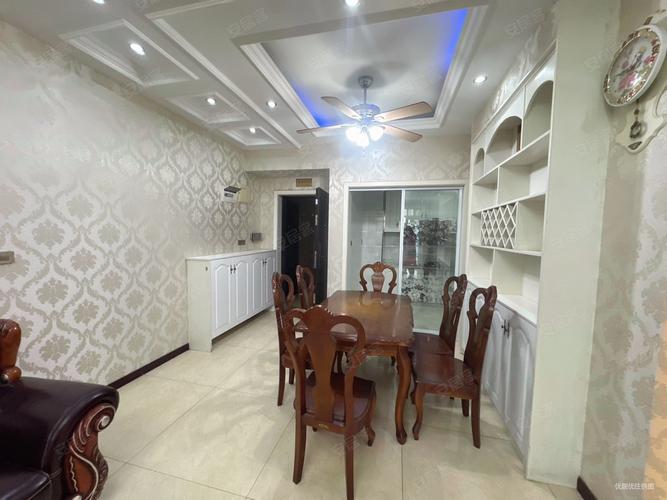 合川江上城房价