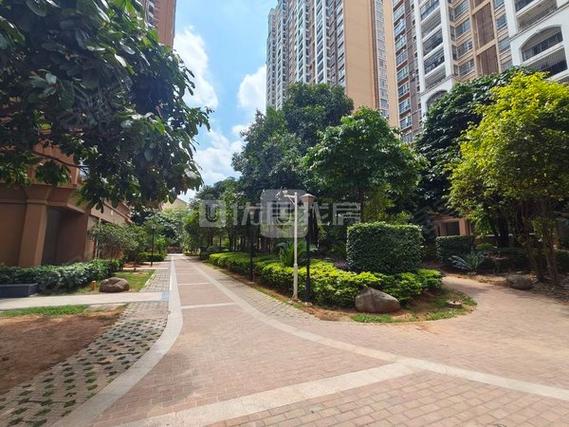 南宁牛顿苹果楼盘