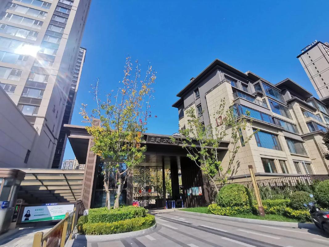 榆次龙湖大街楼盘