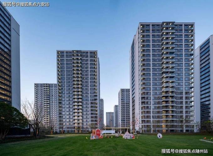 临平地铁口楼盘