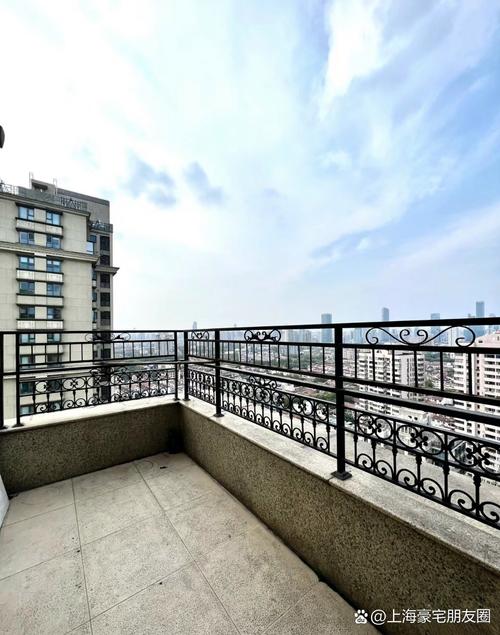 上海小复式楼盘