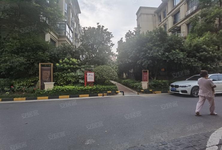 绿地玫瑰城房价